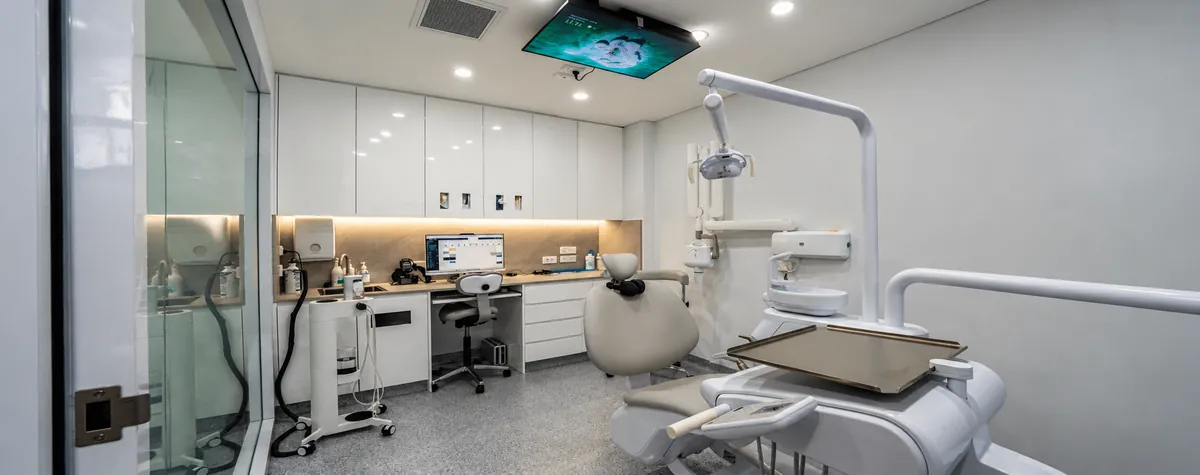 Patient care at Hayat Dental, Broadway near Ultimo
